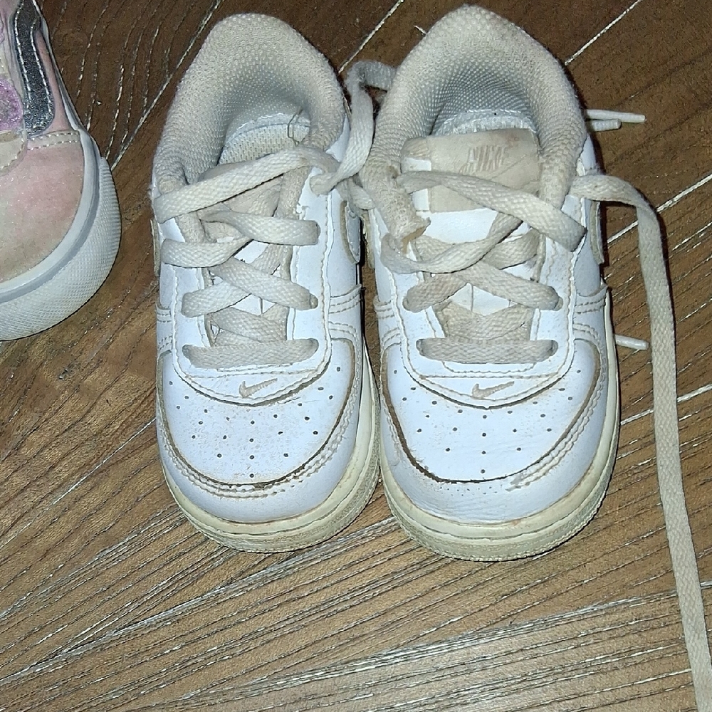 Nike Kids White and Cream Sneakers